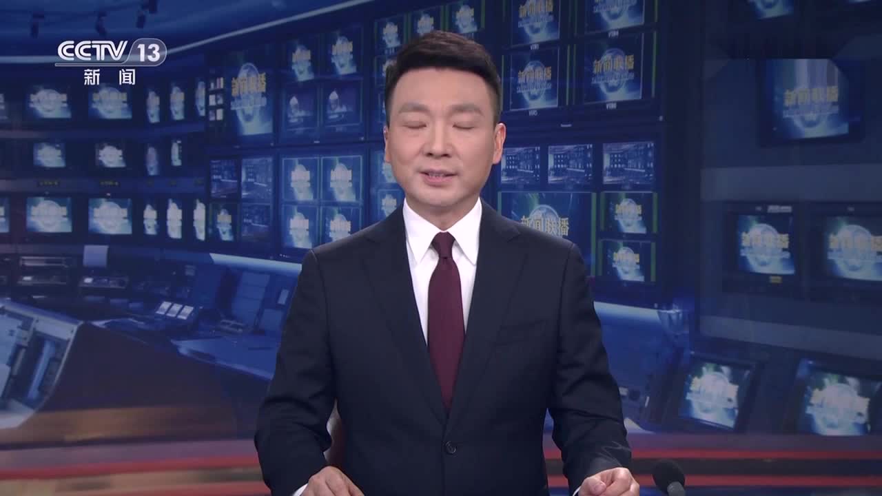 习近平同安哥拉总统就中安建交40周年互致贺电